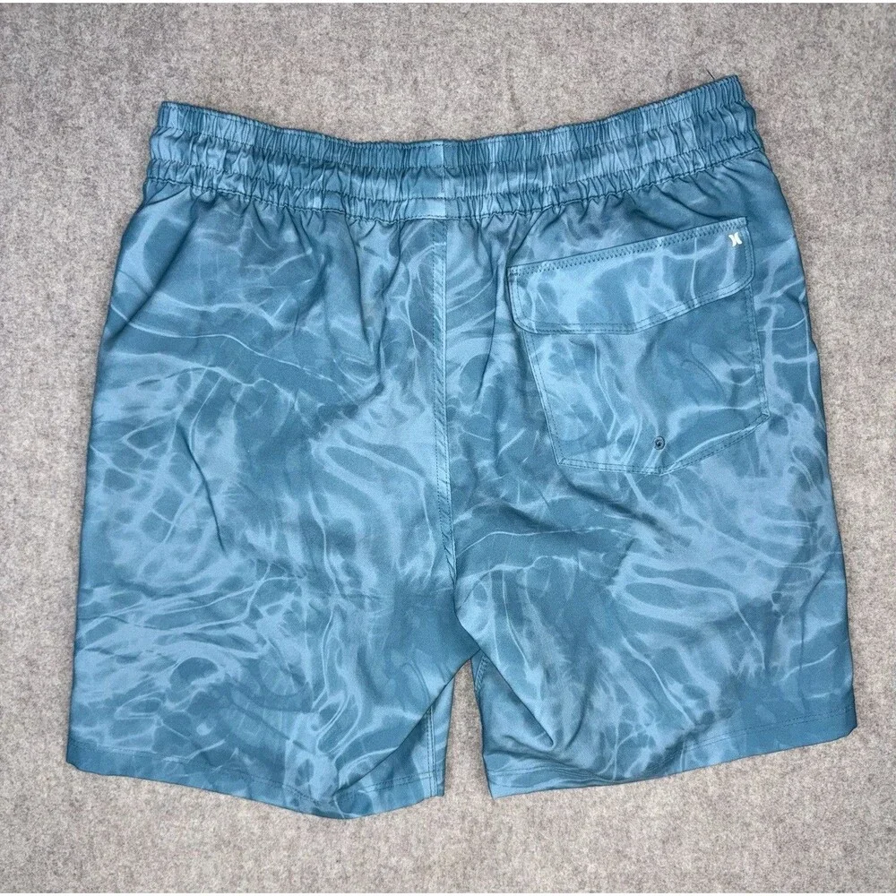 Hurley Men’s Medium Volley Swim Trunks With Built In Shorts And Pockets Blue